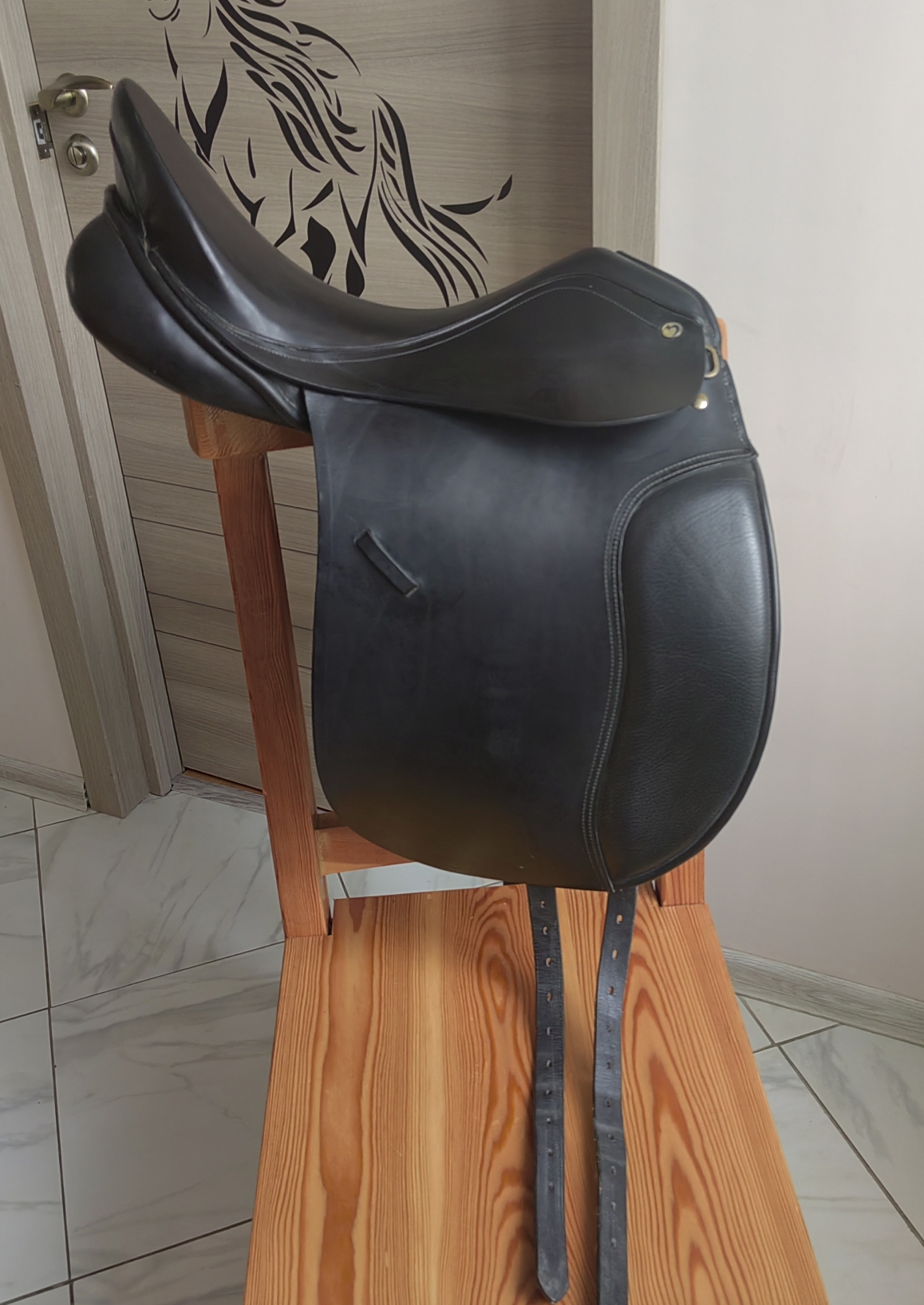 Выездковое седло Busse Soft Touch Saddle 17,5/M