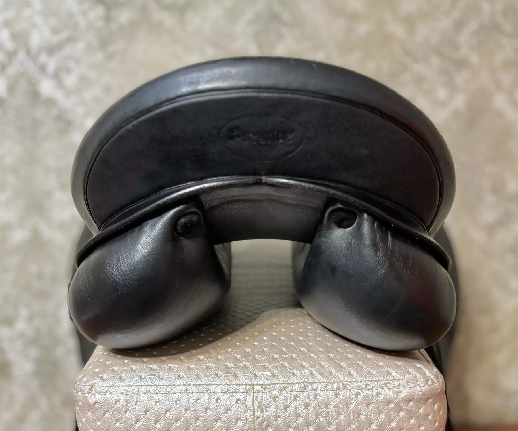 Выездковое седло Prestige Hippos Dressage 17/31